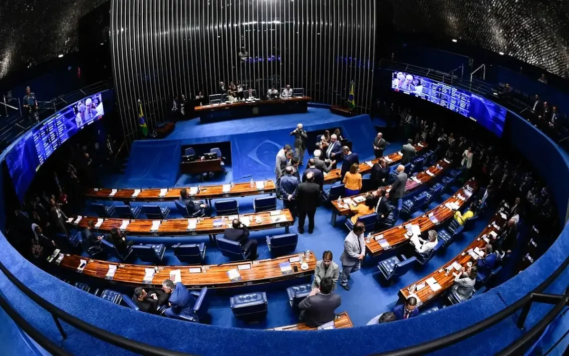 Casa Legislativa, Parlamento