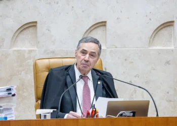 processos de execução fiscal, execuções da PGFN, inscrições em dívida ativa, processo de modernização, desistir de execuções, crédito público, arrecadação de crédito