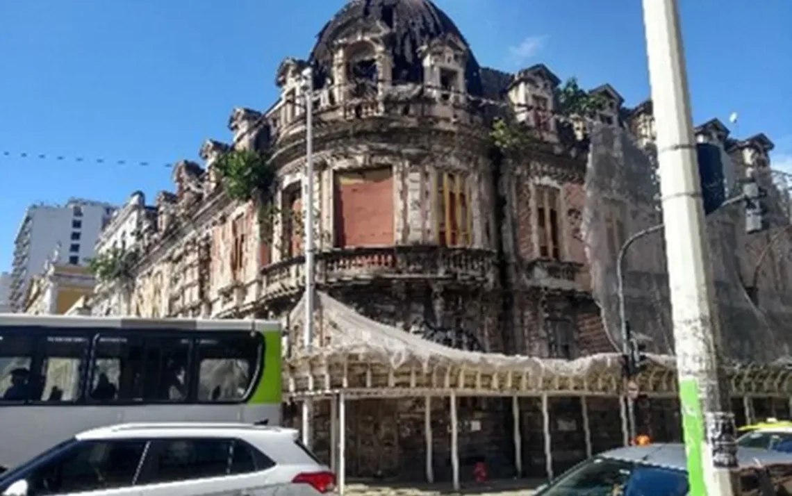 edifício histórico, imóvel histórico, edificação histórica