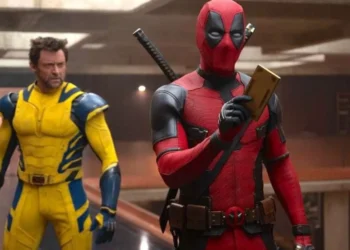 Deadpool, versus Wolverine;