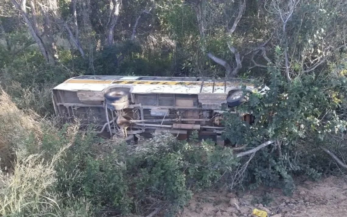 incidente, colisão, desastre;