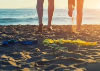 naturismo, nudismo