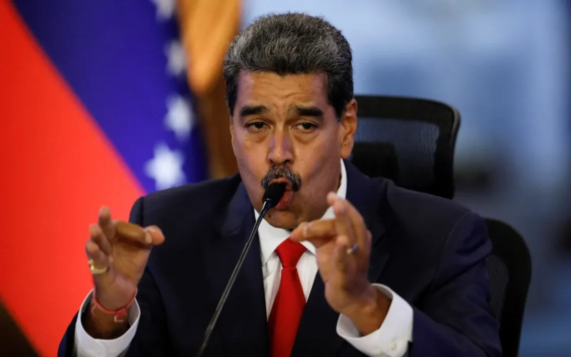 Nicolás Maduro, presidente da Venezuela, pede para que população desinstale o WhatsApp — Foto: Leonardo Fernandez Viloria/Reuters - Todos os direitos: © G1 - Tecnologia